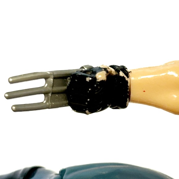 Vintage 1996 Marvel Wolverine X-Men Posable Action Figure Eye Patch Toy Brigade - Picture 12 of 16